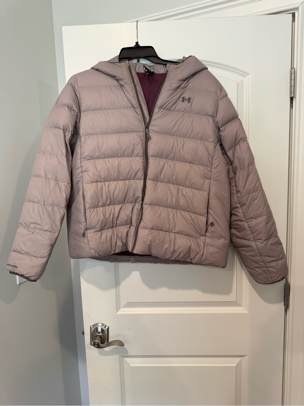 Under Armour Women's Hooded Puffer Jacket - Mauve